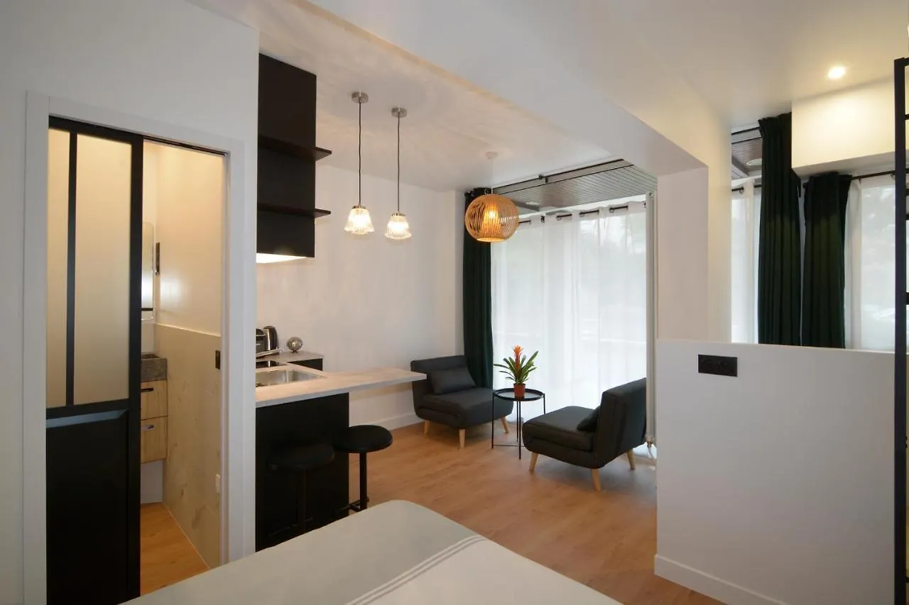 Ferienwohnung Design Et Calme A Nation Paris